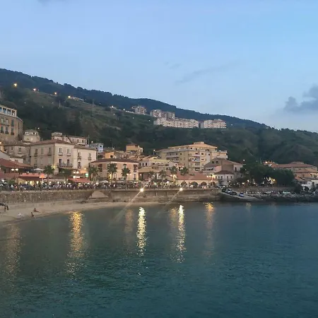 Modern Seaside Apartment Pizzo (Calabria)